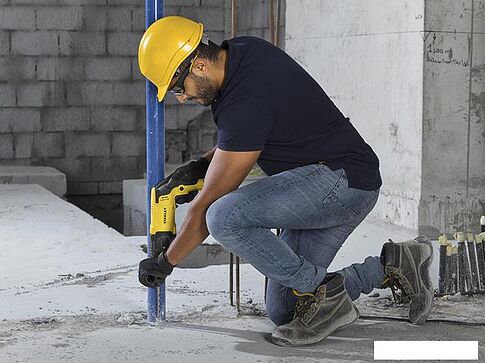 Перфоратор Stanley SHR263K