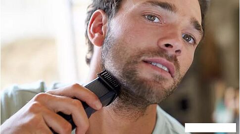 Триммер для бороды и усов Philips Norelco BT3210/41