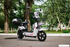 Электроскутер AVM Delta (белый)