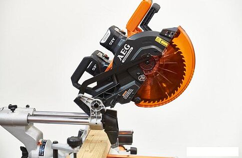 Торцовочная AEG BPS18-254BL-0 [4935459336]