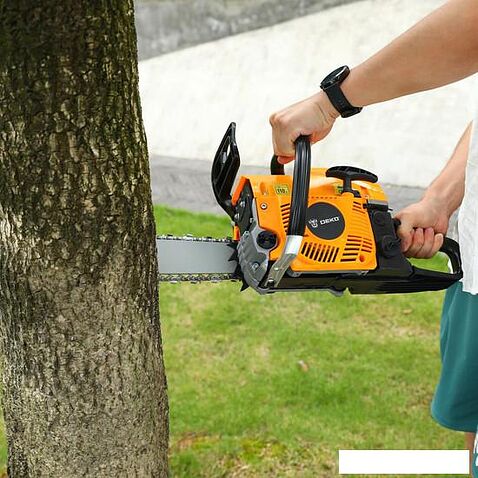 Бензопила Deko DKCHS 52-18 065-1223