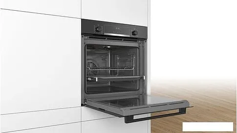 Электрический духовой шкаф Bosch HBG517EB0R