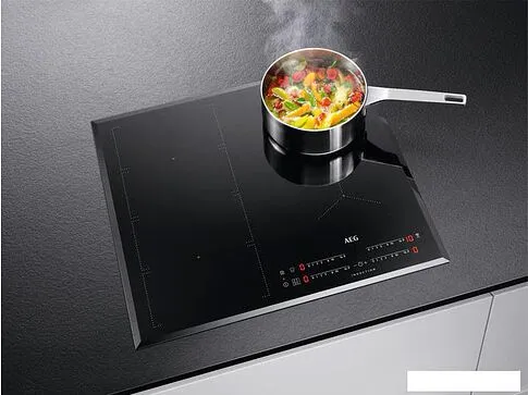 Варочная панель AEG IKE64471FB