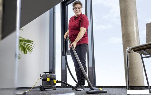 Пылесос Karcher T 11/1 Classic Adv Re!Plast 1.527-213.0