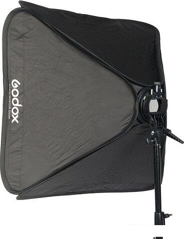Софтбокс Godox SFGV8080 с сотами