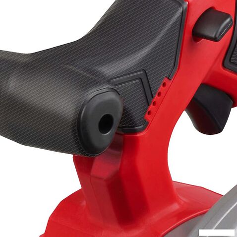 Дисковая (циркулярная) пила Milwaukee M12 FCS442-502X 4933493489 (с 2-мя АКБ, кейс)