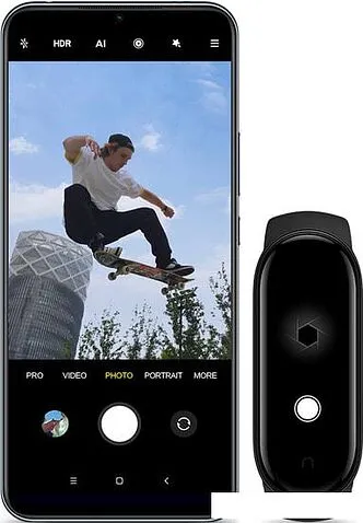 Фитнес-браслет Xiaomi Mi Smart Band 5 (черный, международная версия)