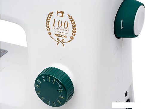 Швейная машина Necchi 3323A