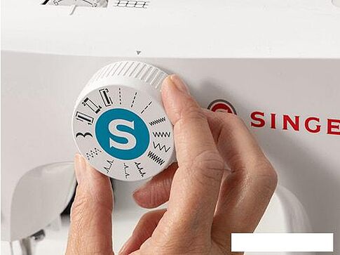 Электромеханическая швейная машина Singer M2105