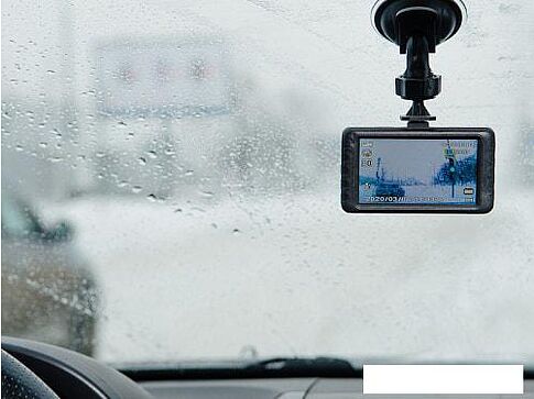 Автомобильный видеорегистратор Lexand LR21