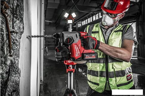 Перфоратор Milwaukee M18 ONE FH-0X 4933478886 (без АКБ, кейс)
