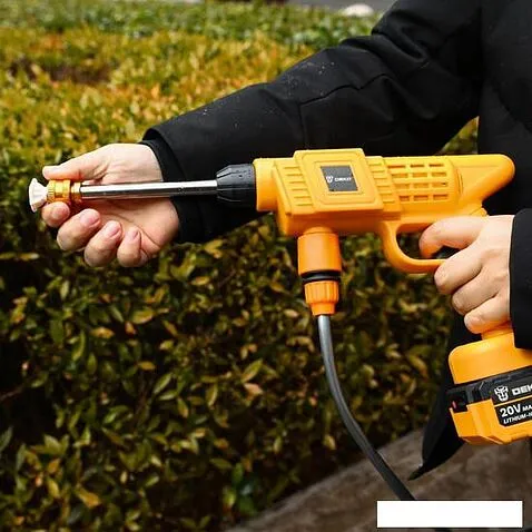 Мойка высокого давления Deko DKCW25 063-4490 (с 1-им АКБ)