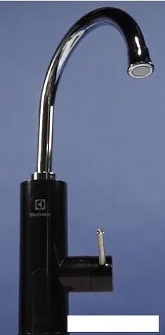 Водонагреватель Electrolux Taptronic (черный)
