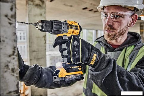 Ударная дрель-шуруповерт DeWalt DCD805E1T (с 1-им АКБ 1.7 Ач, кейс)