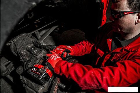 Гайковерт Milwaukee M18 FUEL M18FIW2F12-0 4933498058 (без АКБ)