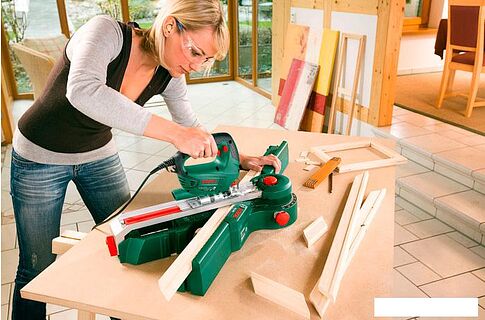 Электролобзик Bosch PST 700 E (06033A0020)