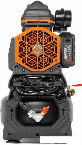 Компрессор Daewoo Power DAC 90S Li (с 2-мя АКБ)