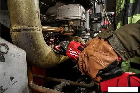 Угловая шлифмашина Milwaukee M18 Fuel FSAGF125XB-0X 4933478438 (без АКБ, кейс)
