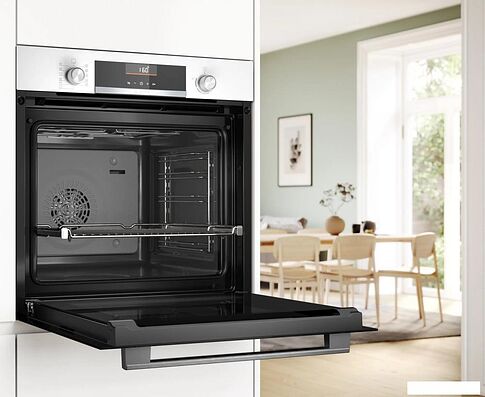 Электрический духовой шкаф Bosch Serie 6 HBG536EW4