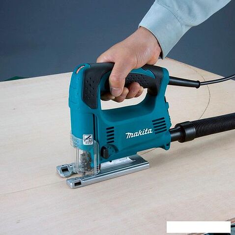 Электролобзик Makita 4329