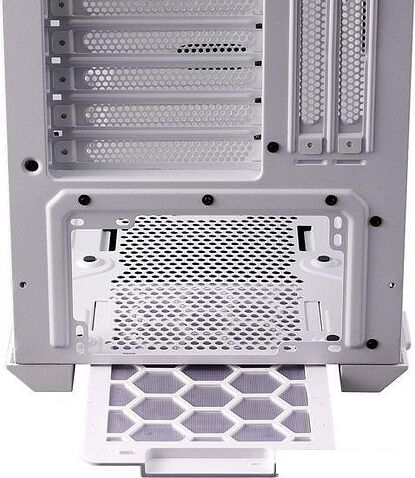 Корпус ADATA XPG Defender (белый)