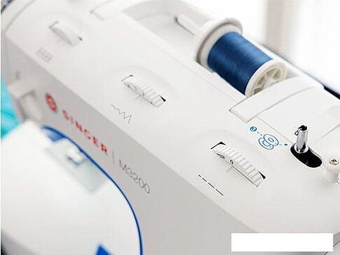 Электромеханическая швейная машина Singer M3205