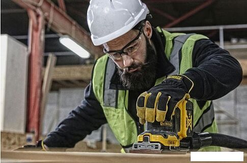 Виброшлифмашина DeWalt DCW200N (без АКБ)