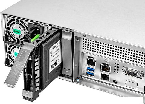 Сетевой накопитель In Win IW-RS216-07 800W