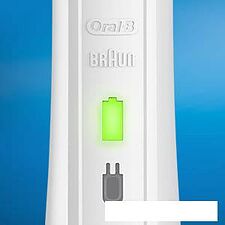 Электрическая зубная щетка Oral-B Pro 1 750 Cross Action D16.513.1UX (черный) Электрическая зубная щетка Oral-B Pro 1 750 Cross Action D16.513.1UX (черный)