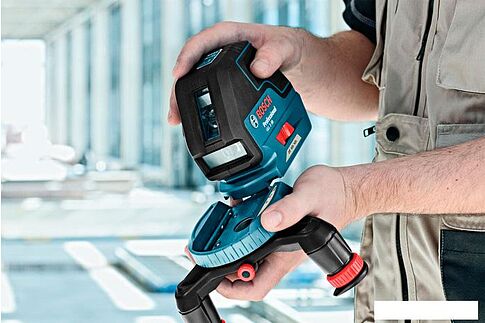 Лазерный нивелир Bosch GLL 3-50 Professinal (0601063802)