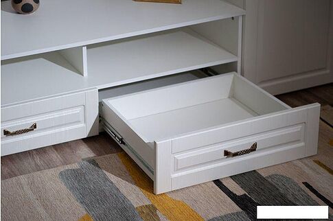 Тумба Империал Лацио ТВ (белое дерево)