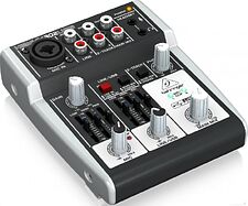Микшерный пульт Behringer Xenyx 302USB