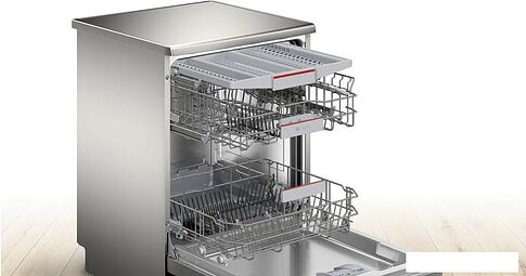 Отдельностоящая посудомоечная машина Bosch Seria 4 SMS4HVI00E