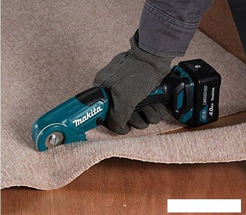 Шлицевые электрические ножницы Makita CP100DZ (без АКБ)