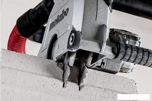 Штроборез Metabo MFE 40