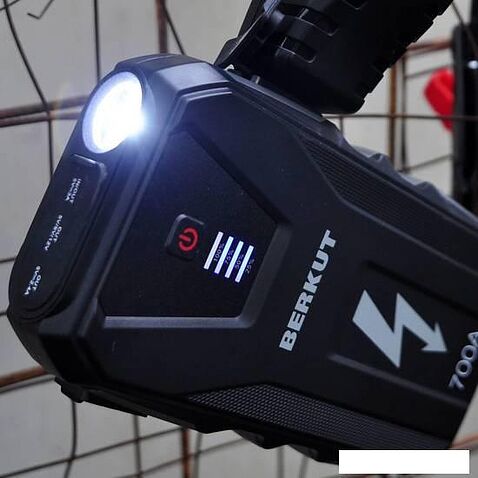 Портативное пусковое устройство Беркут JSL-15000