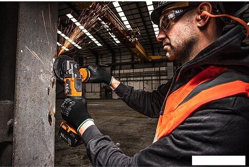 Угловая шлифмашина AEG Powertools BEWS 18-125BLPX2-0 4935480857 (без АКБ)