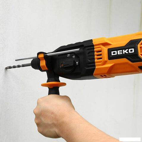 Перфоратор Deko ZKH1000W 084-1014 (кейс)