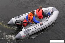 Моторно-гребная лодка Мнев и К Кайман N-360