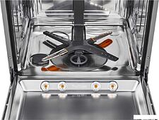 Встраиваемая посудомоечная машина LG DB475TXS