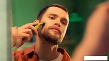 Универсальный триммер Philips Norelco OneBlade 360 QP2834/70 Универсальный триммер Philips Norelco OneBlade 360 QP2834/70