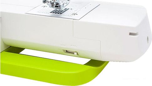 Компьютерная швейная машина Necchi 5885