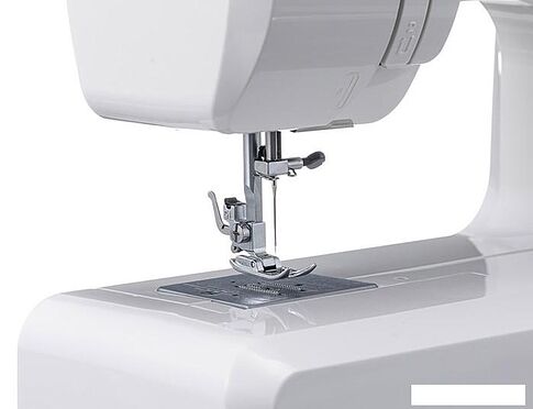 Электромеханическая швейная машина Janome 1388