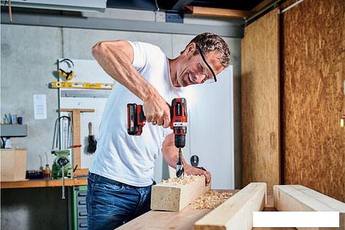 Дрель-шуруповерт Einhell TE-CD 18/40-1 Li 4513939 (с 2-мя АКБ, кейс)