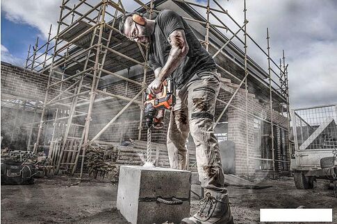 Перфоратор AEG Powertools BBH 18BL LI-502C 4935464753 (с 2-мя АКБ, кейс)