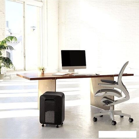 Шредер Fellowes PowerShred LX200 (черный)