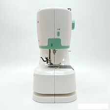 Электромеханическая швейная машина Janete 520