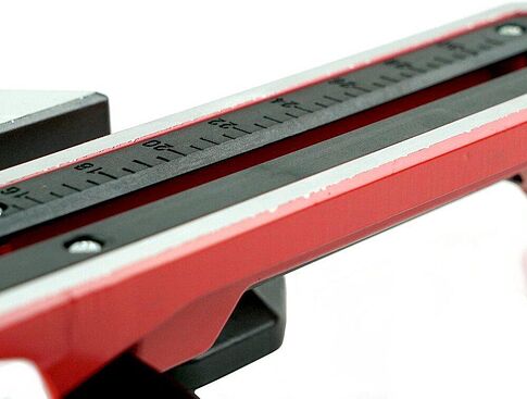 Торцовочная пила TEH TMS21018S