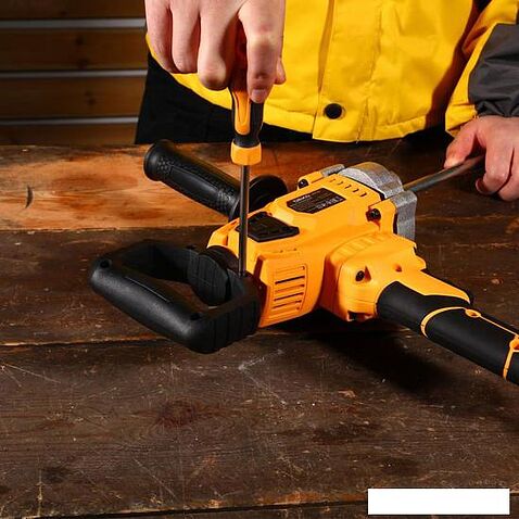 Строительный миксер Deko DKM1300 063-4991