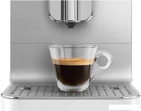Кофемашина Smeg BCC13WHMEU